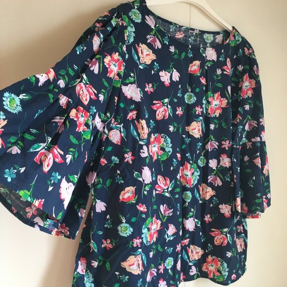 Floral Cotton Bell Sleeve Fairy Garden Top - Picture 3 of 8